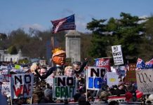 Proteste masive în Statele Unite împotriva lui Donald Trump. Milioane de oameni au ieșit în stradă sub sloganul „No Kings”
