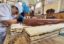 Cel mai lung tiramisu din lume a intrat în Cartea Recordurilor cu peste 440 de metri (VIDEO)