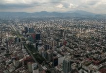 Unul dintre cele mai mari orașe ale lumii se afundă treptat sub propriul sol