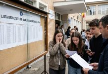 Rezultate Evaluarea Națională 2026: mai puține medii de trecere și prăbușire a notelor maxime