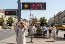Revin temperaturile extreme în România: caniculă cu temperaturi înspre 40 de grade Celsius și nopți tropicale