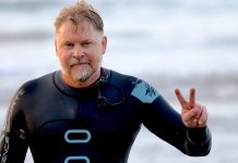 După 28 de ani, Karl Bushby s-a întors în Marea Britanie. A traversat lumea pe jos și mai are 400 de kilometri până acasă Karl-Bushby-Marea-Britanie