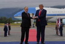 Trump și Putin au ajuns la o înțelegere privind motorina. Rusia redeschide exporturile, iar sancțiunile americane sunt relaxate temporar! putin-trump-intelegere-privind-motorina