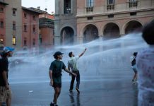 Protestele se extind în Europa. Costul vieții, chiriile și criza serviciilor publice scot oamenii în stradă revolte-italia